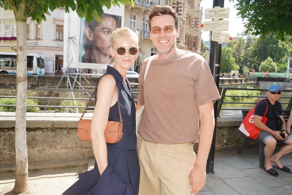 Lukáš Hejlík s manželkou Veronikou 