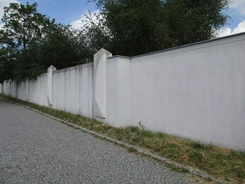 Ďáblický hřbitov