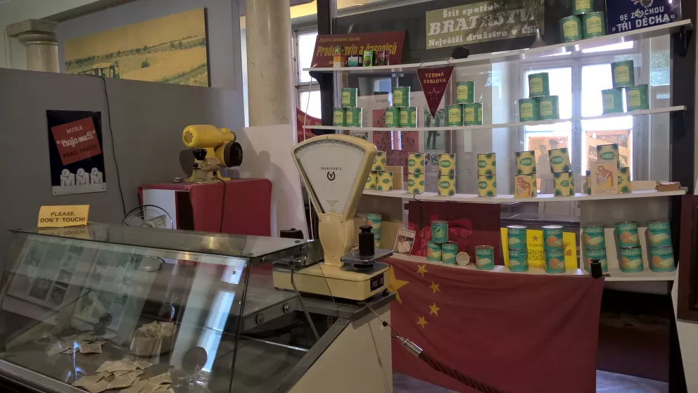 socialistický obchod