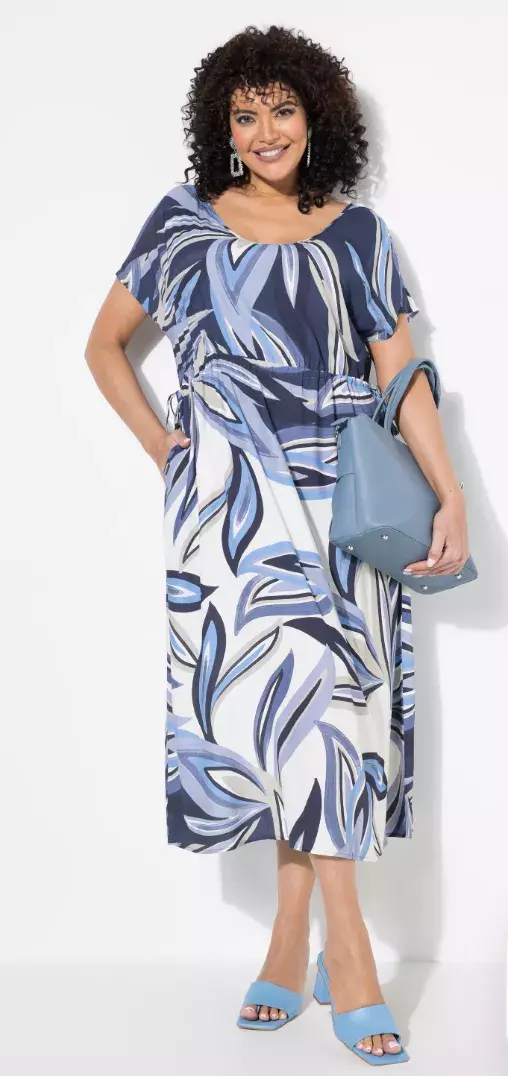 <p>Maxi šaty se stahováním v pase, Ulla Popken, 2199 Kč</p>
