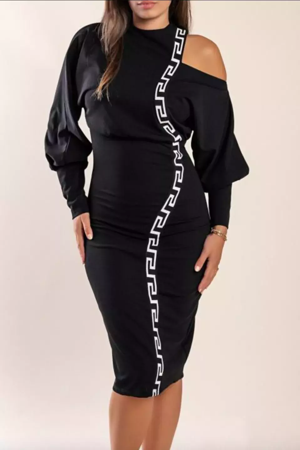 Elegantní midi šaty s geometrickým potiskem