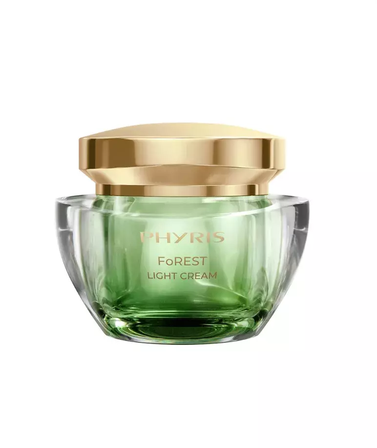 <p>Lehký hydratační krém Forest Light Cream, Phyris, 1540 Kč</p>
