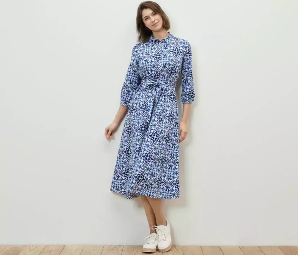 <p>Midi šaty s potiskem, Tchibo, 1190 Kč</p>
