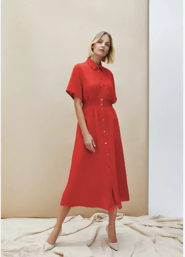 <p>Červené dámské košilové šaty Moodo, Zoot, 1179 Kč</p>
