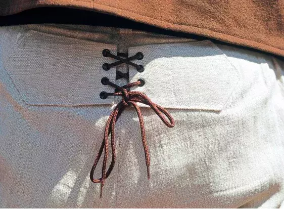 kalhoty s vázačkami