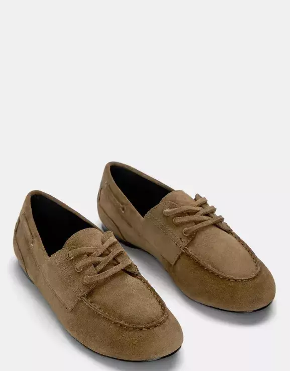 Velurové bolobotky, PULL&BEAR, 1 039 Kč