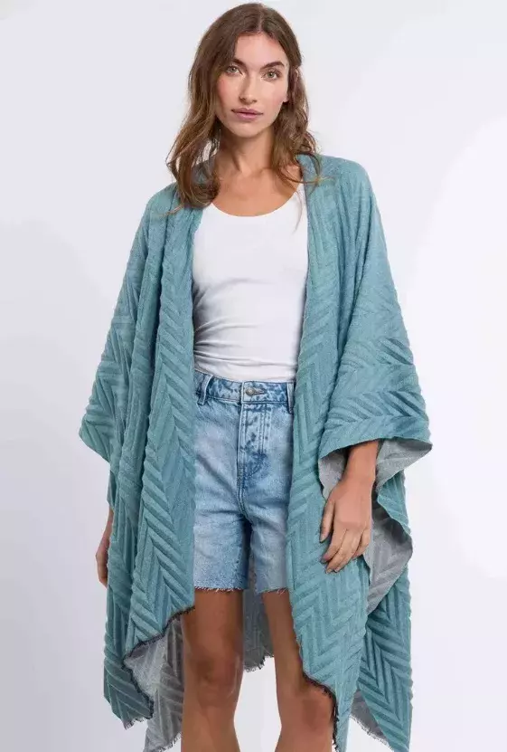 Tyrkysové pončo, FRAAS, 1 599 Kč