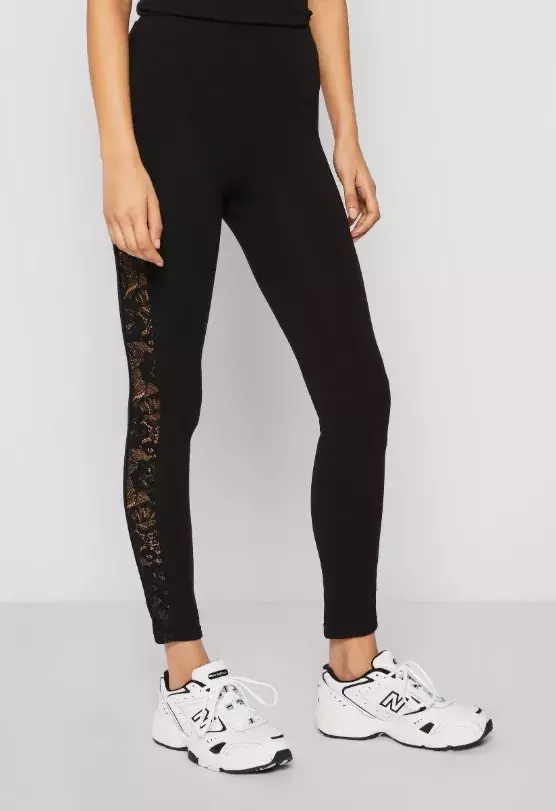 Legíny, Urban Classics, 525 Kč