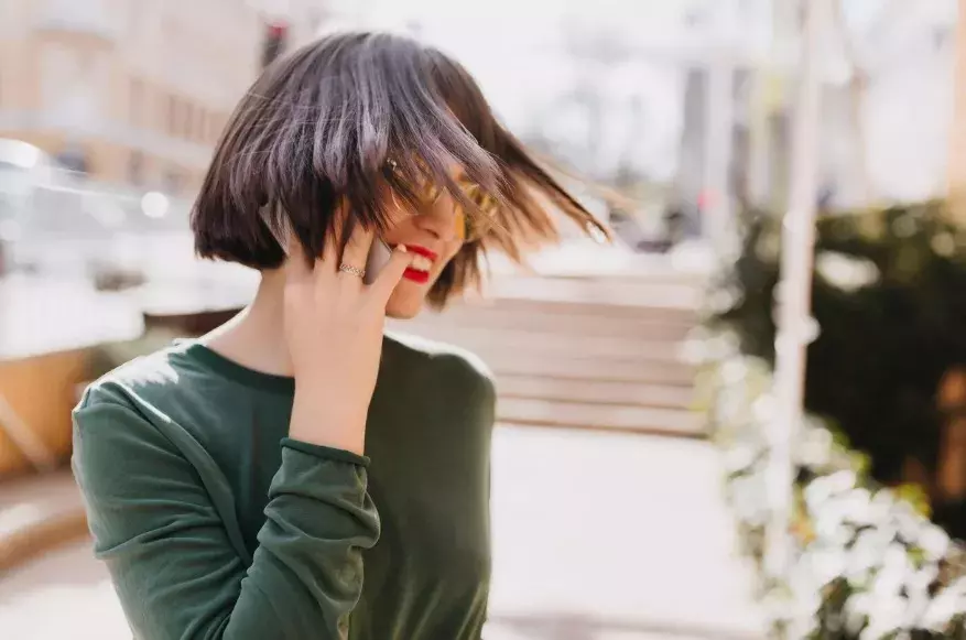 žena s francouzským bobem