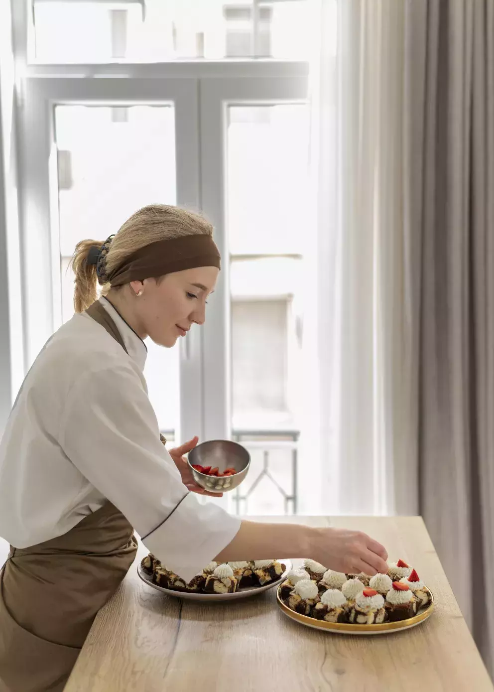 žena, pečení, cukrárna, dorty, práce