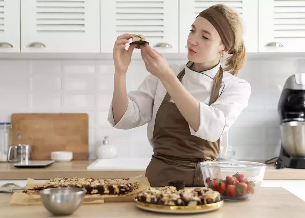 žena, pečení, cukrárna, dorty, práce