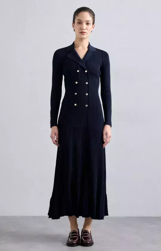 Pletené šaty se zlatými knoflíky, Sandro, 4 854 Kč