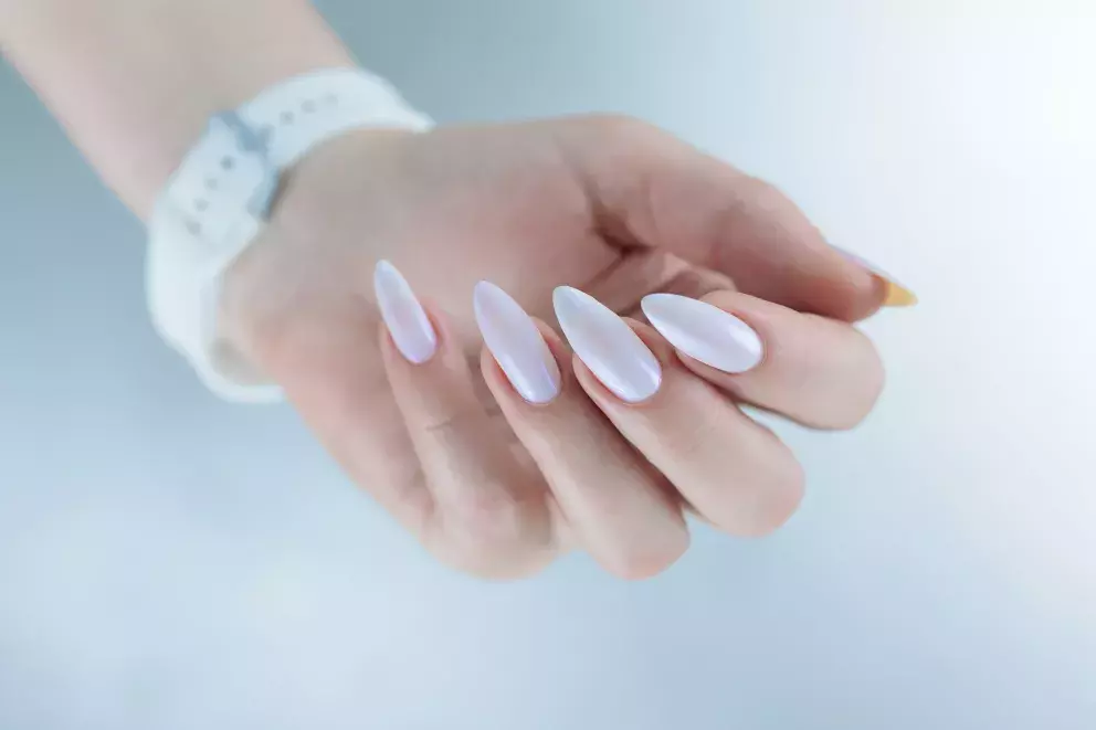 perleťové nehty