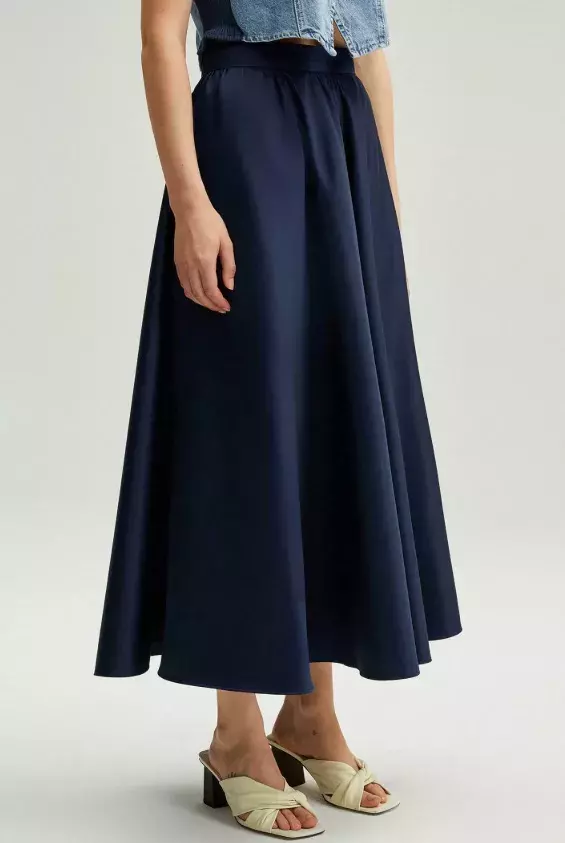 Áčková sukně, Touché Privé, 1 244 Kč