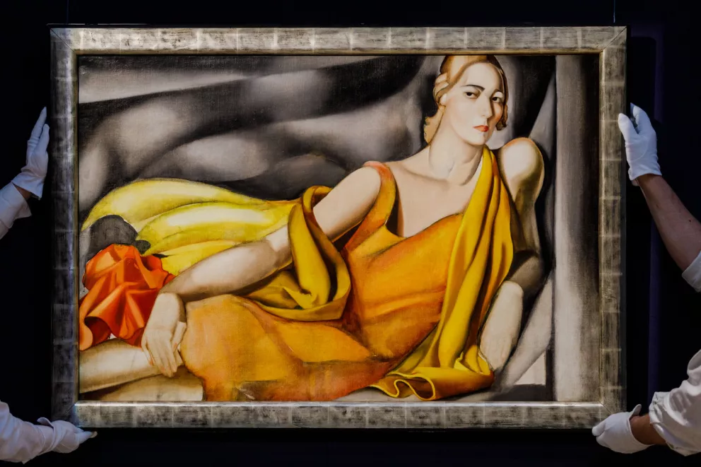 Žena ve žlutých šatech (Tamara de Lempicka)