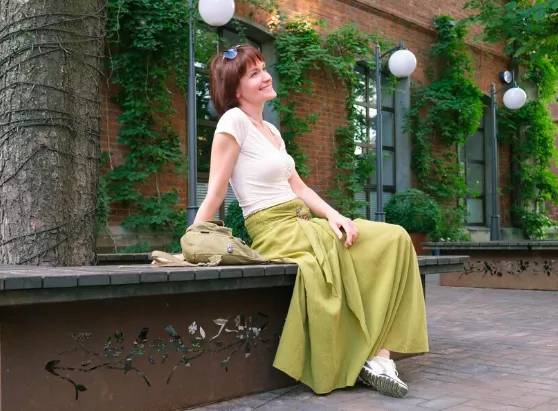 Maxi sukně s moderním stylingem pro podzim 2025: Ladná, pohodlná a vhodná jak do města, tak na večer