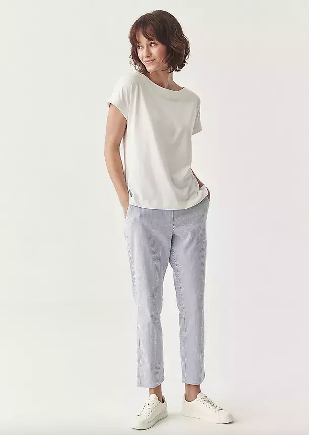  PRUHOVANÉ BAVLNĚNÉ KALHOTY – SEROKI 1 599 Kč