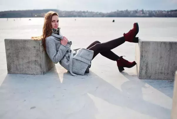 žena v podzimních oblečení