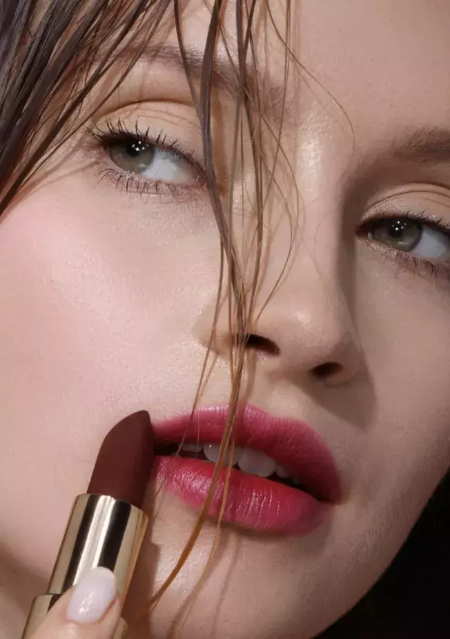 <p>Rtěnka Anabelle Minerals, odstín Dragon Fruit, 269 Kč</p>
