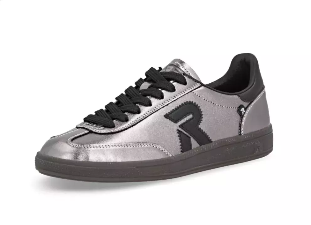 <p>Tenisky Rieker, 2355 Kč</p>
