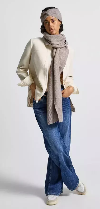 <p><span>Stirnband čelenka, Street One, 449 Kč</span></p>
