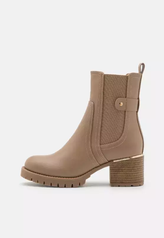 Boty na klínku, Anna Field, 1 260 Kč