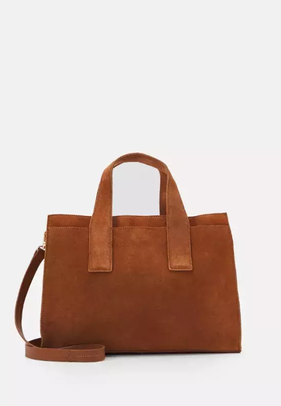 Trendy kabelka, Zign, 819 Kč (původní cena 1 260 Kč)