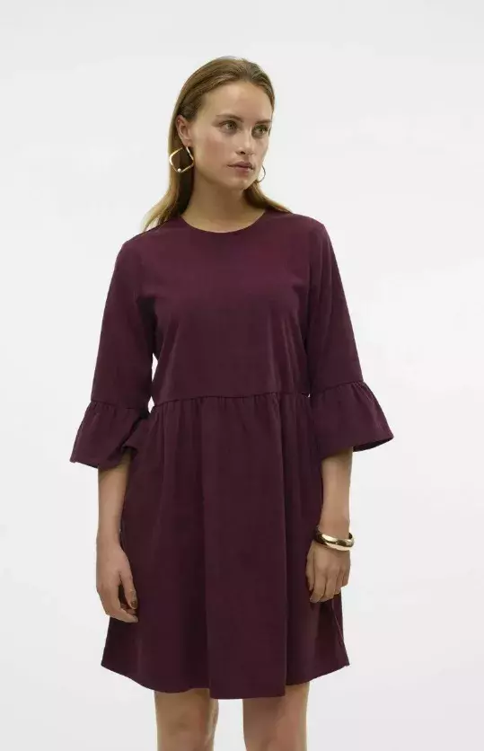 Manšestrové šaty s volány, Vero Moda, 999 Kč