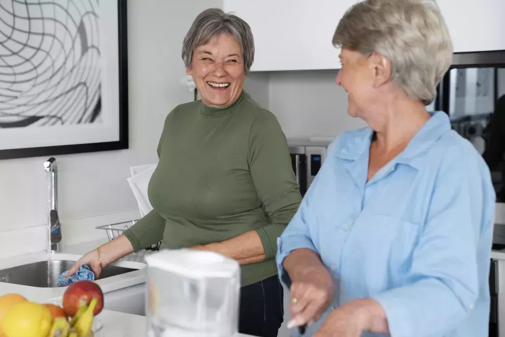 ženy, snacha, tchyně, péče, pomoc