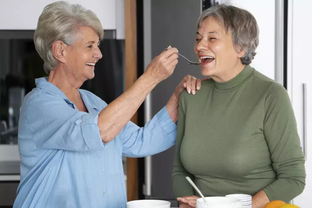 ženy, snacha, tchyně, péče, pomoc