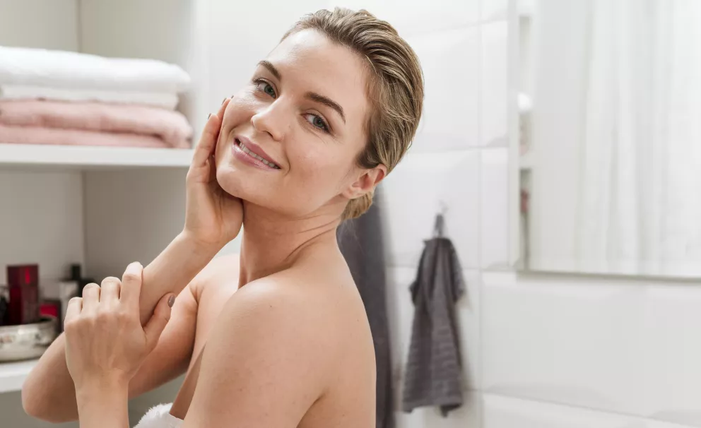 žena o sebe pečuje