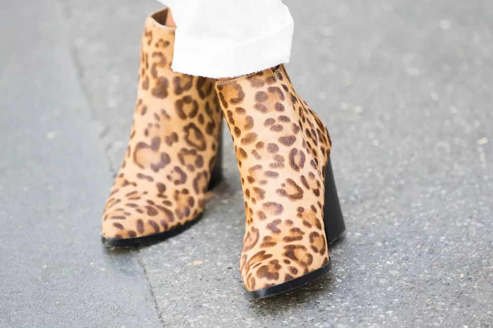 Exotické potisky jako hlavní trend bot podzimní sezóny 2025. Jaké další trendy nás čekají?