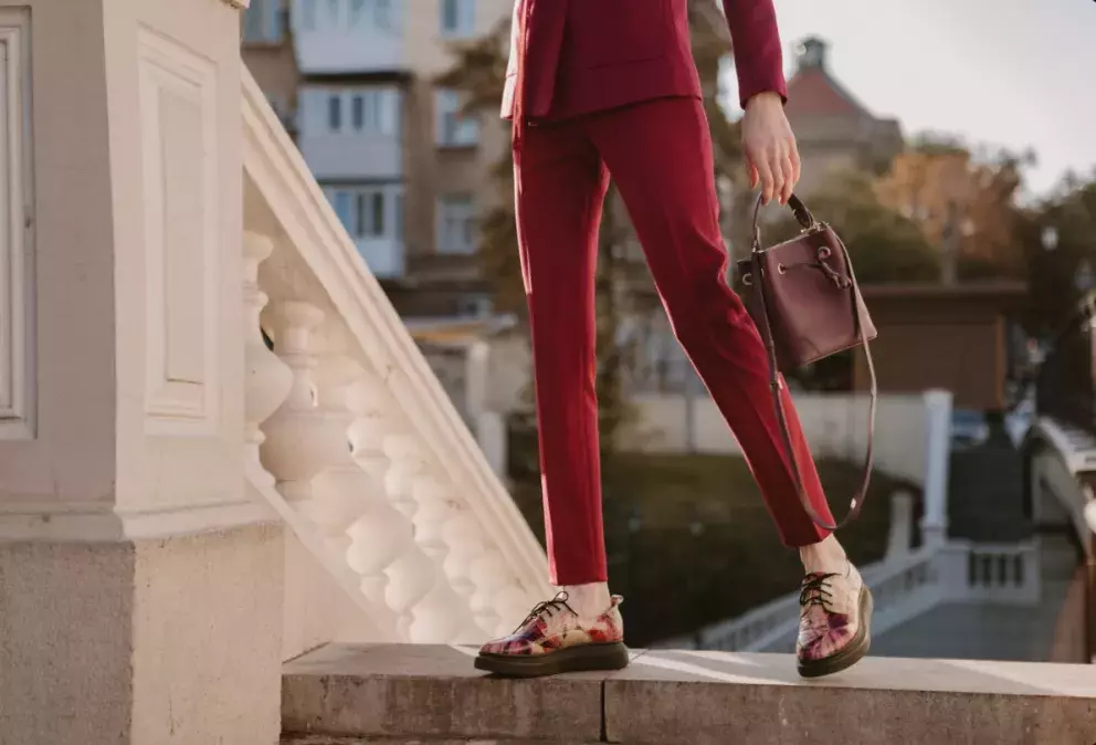 elegantní dáma móda podzim 2025