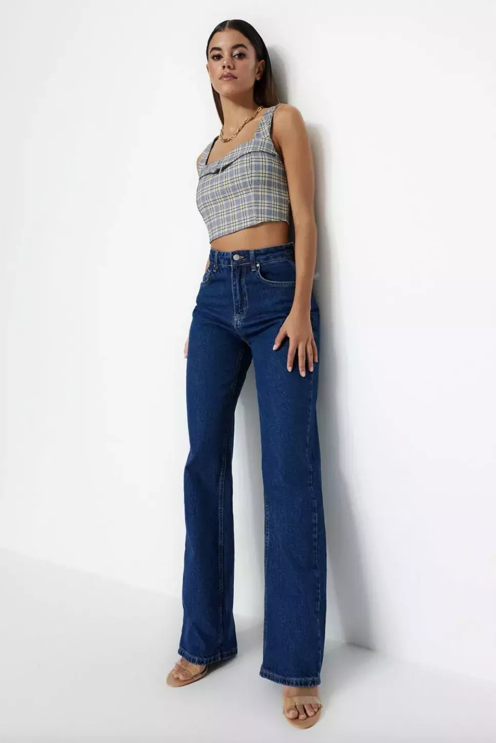 džíny s vysokým pasem