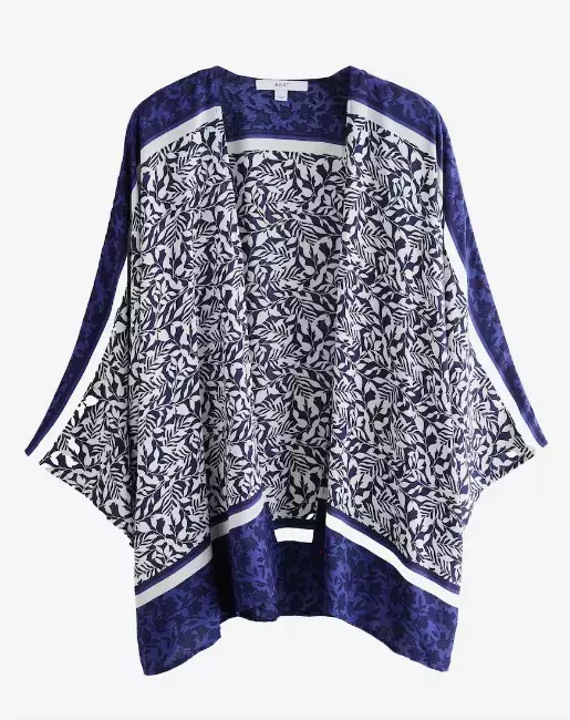 <p>Next Pláštěnka 687 Kč</p>
