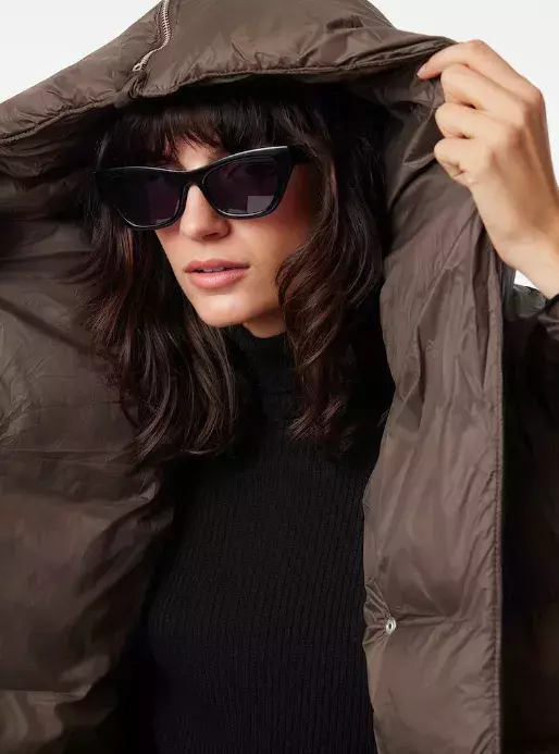 <p>Trendyol Zimní kabát 1779 Kč</p>
