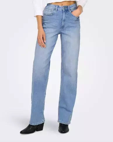 <p>ONLY Normální Džíny 799 Kč</p>
