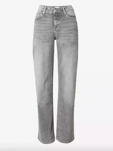 <p>QS Loosefit Džíny 1529 Kč</p>
