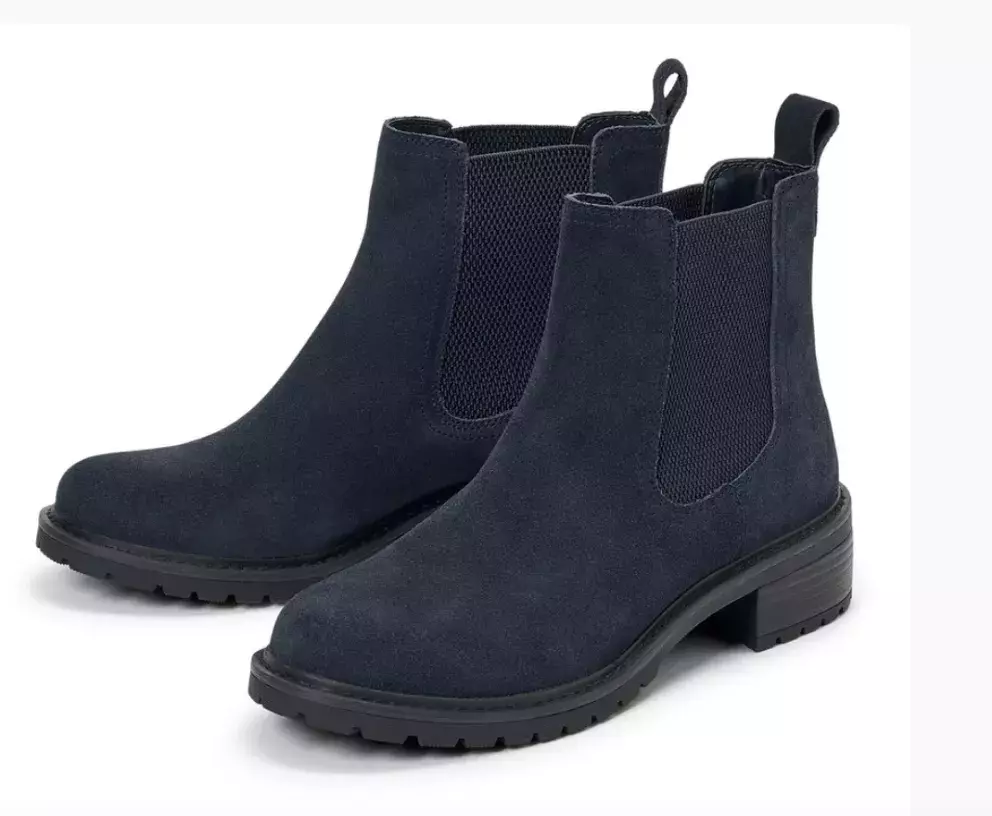 <p>Tchibo, 1790 Kč</p>
