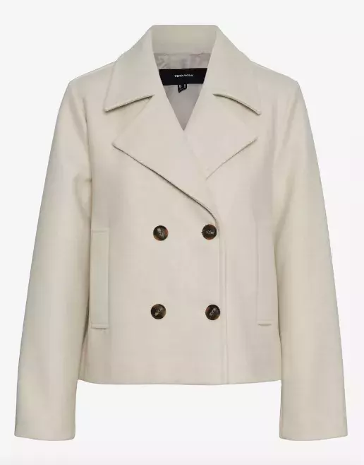 <p>VERO MODA Přechodná bunda 1300 Kč</p>
