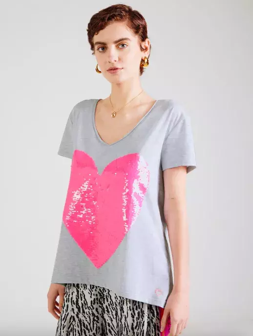 <p>miss goodlife Tričko 1279 Kč</p>
