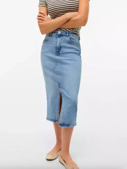 <p>VERO MODA Sukně 929 Kč</p>
