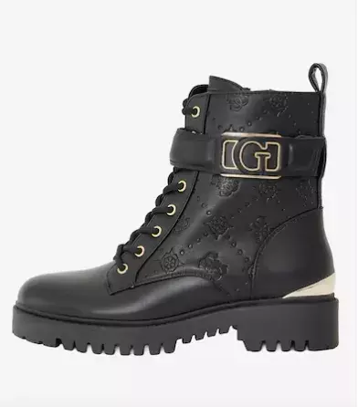 <p>GUESS Šněrovací kozačky 4399 Kč</p>
