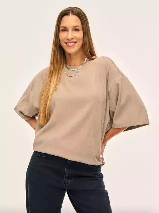 <p>Kamila Šikl Tričko 1079 Kč</p>
