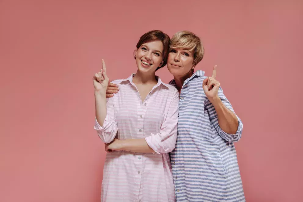 ženy, sestry, rodina, vztahy, péče