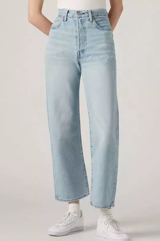 Volné džíny, Levi's®, 2 250 Kč