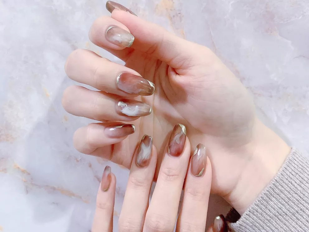 mramorové nehty