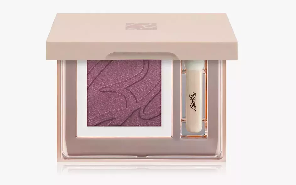 Švestkové oční stíny se saténovým efektem a aplikátorem, BioNike, 372 Kč