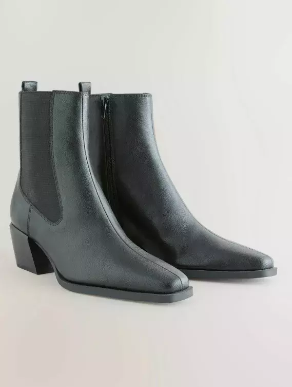 Chelsea boty, Next, 1 450 Kč