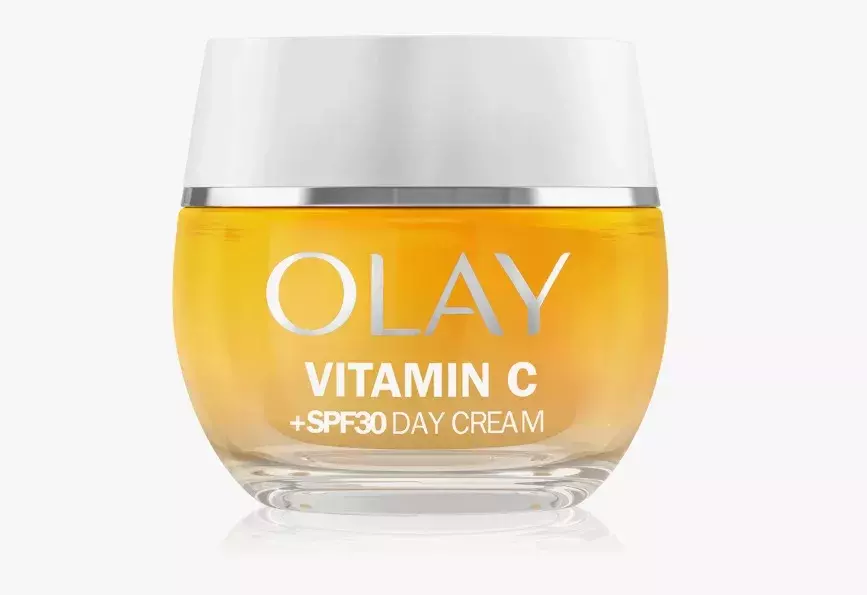 Hydratační denní krém s vitaminem C, Olay, 936 Kč